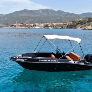 This is an image of our black Kardamili Boat Rentals boat called Meropi, as seen from above.