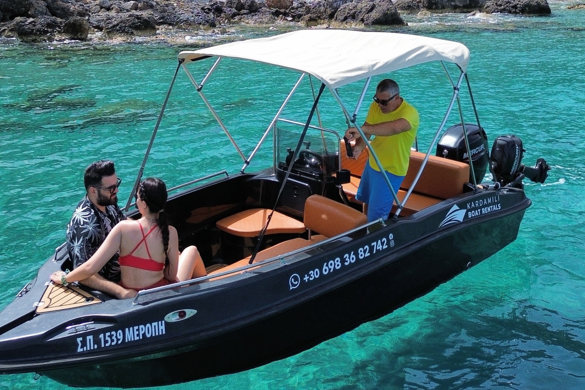 kardamili-boat-rentals-meropi-boat-black